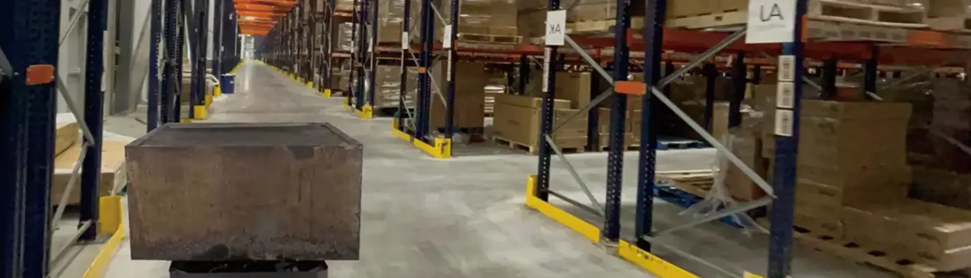 🏭 Behajú vám náklady? Autonómne roboty pre továrne a sklady.